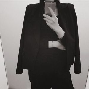 Meet your Posher, Jia